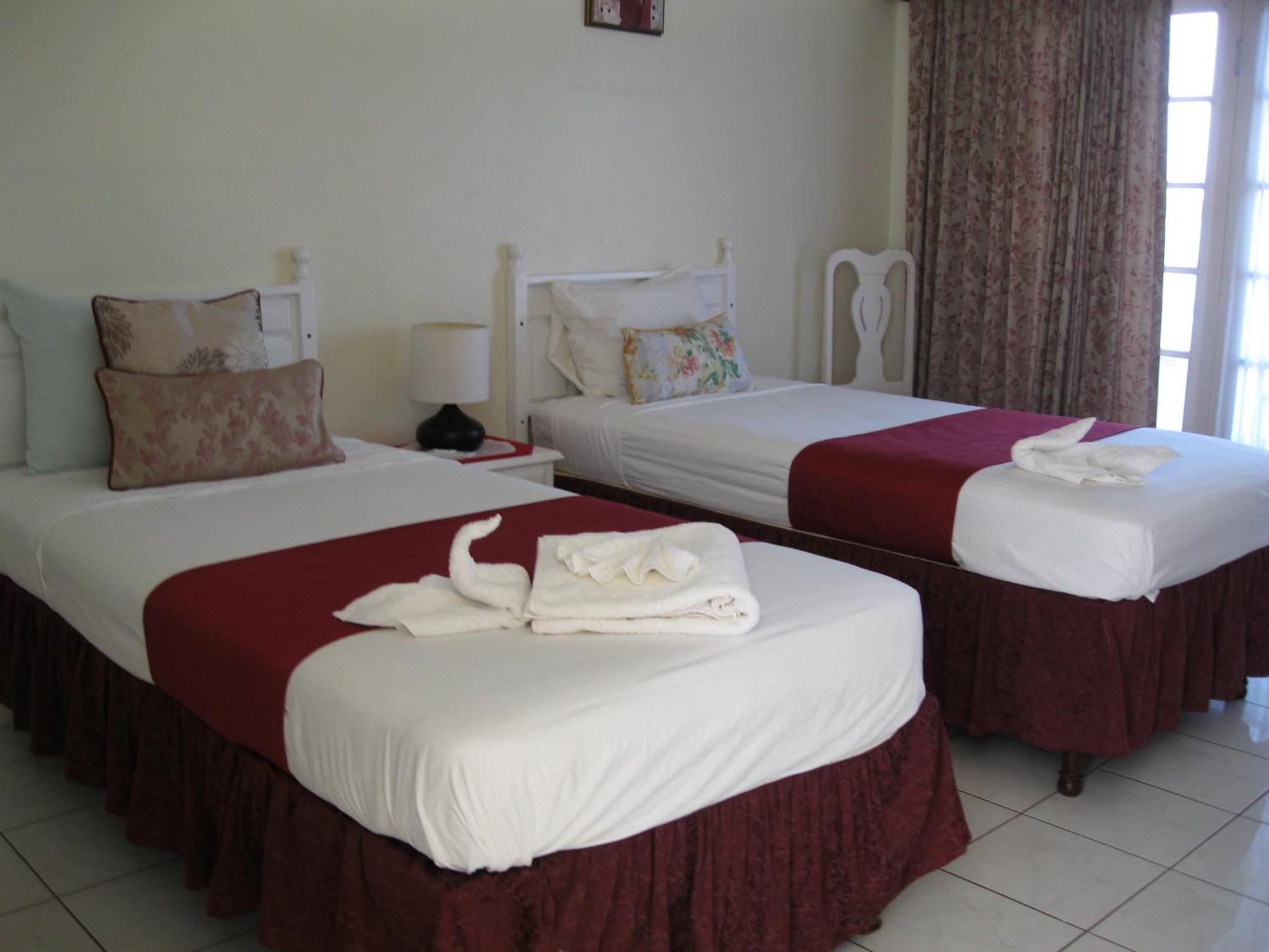 Fisherman'S Inn Hotel Florence Hall Bagian luar foto
